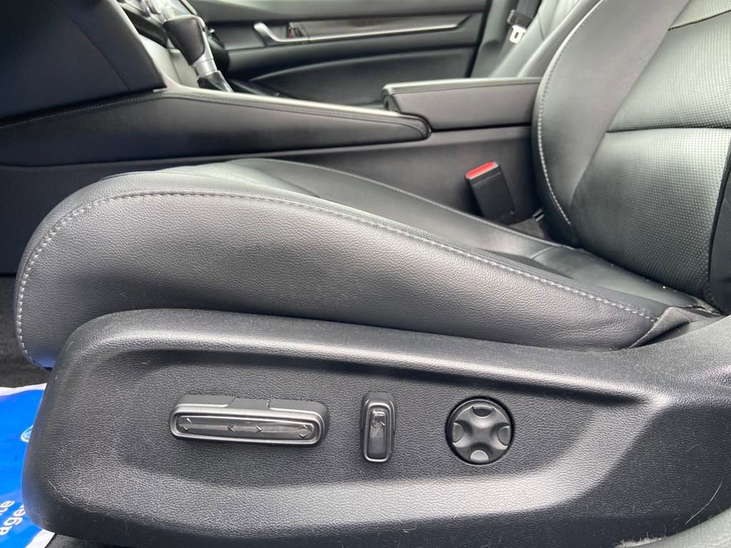 Used 2021 Honda Accord EX-L image 12