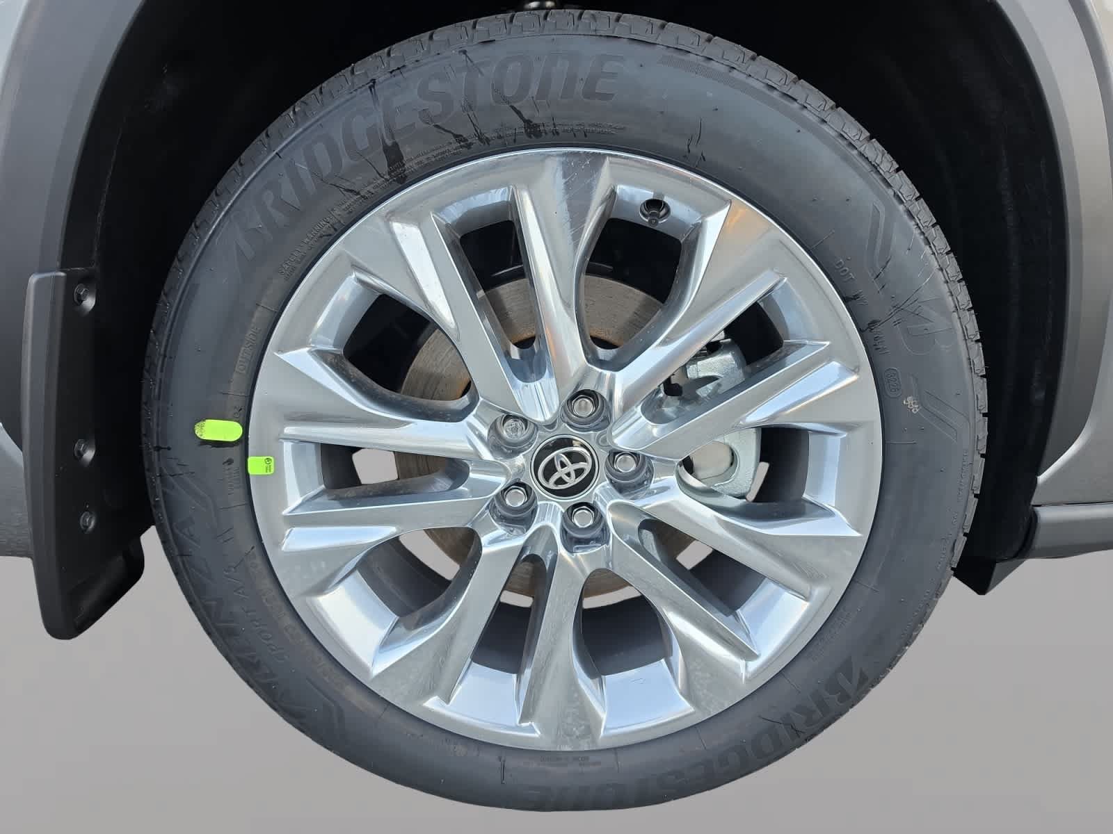 New 2026 Toyota Highlander Limited AWD/4WD image 9