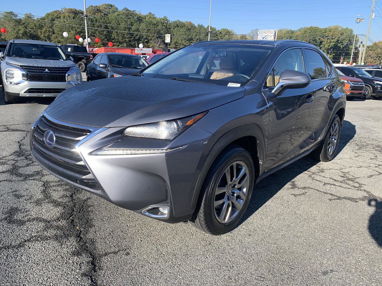 Used 2016 Lexus NX 300h AWD image 9