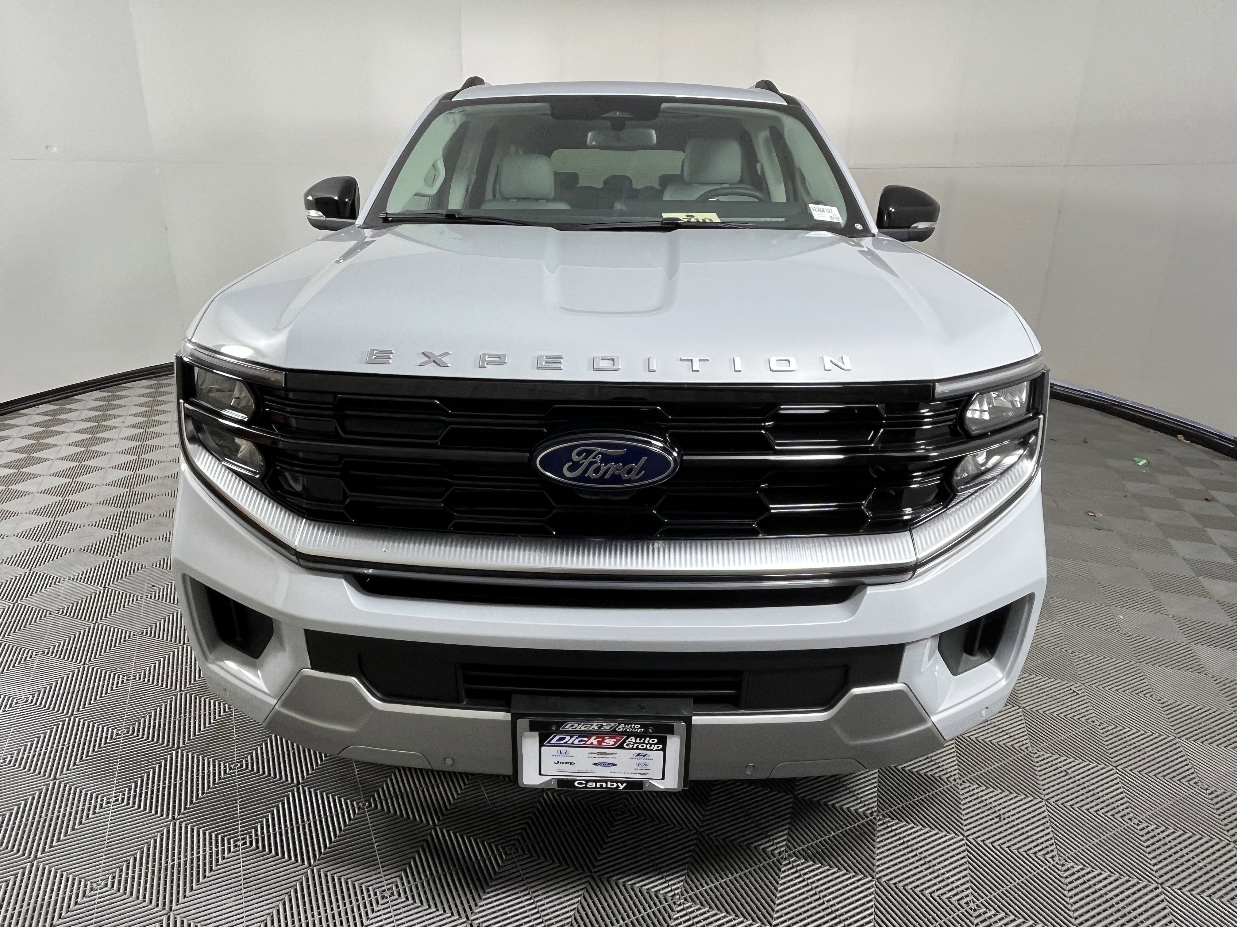 New 2025 Ford Expedition Max Platinum w/ Platinum Ultimate Package image 8