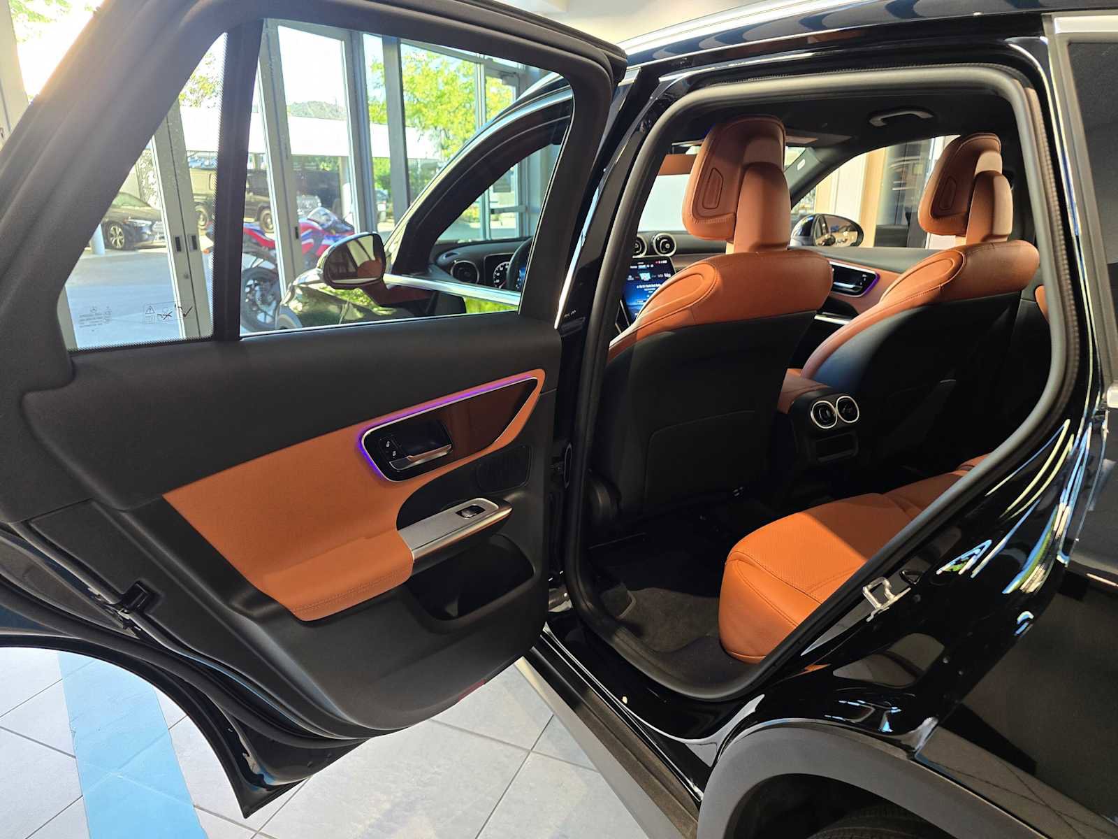 Used 2026 Mercedes-Benz GLC 300 image 16