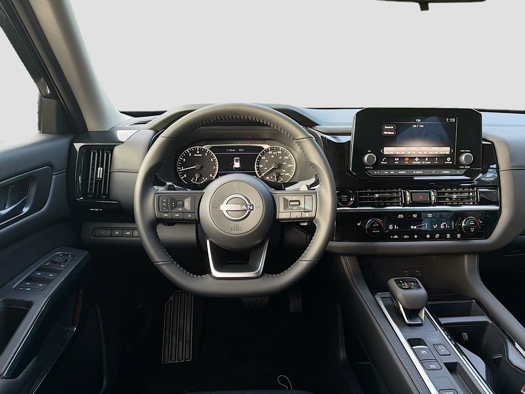 New 2025 Nissan Pathfinder SV image 24