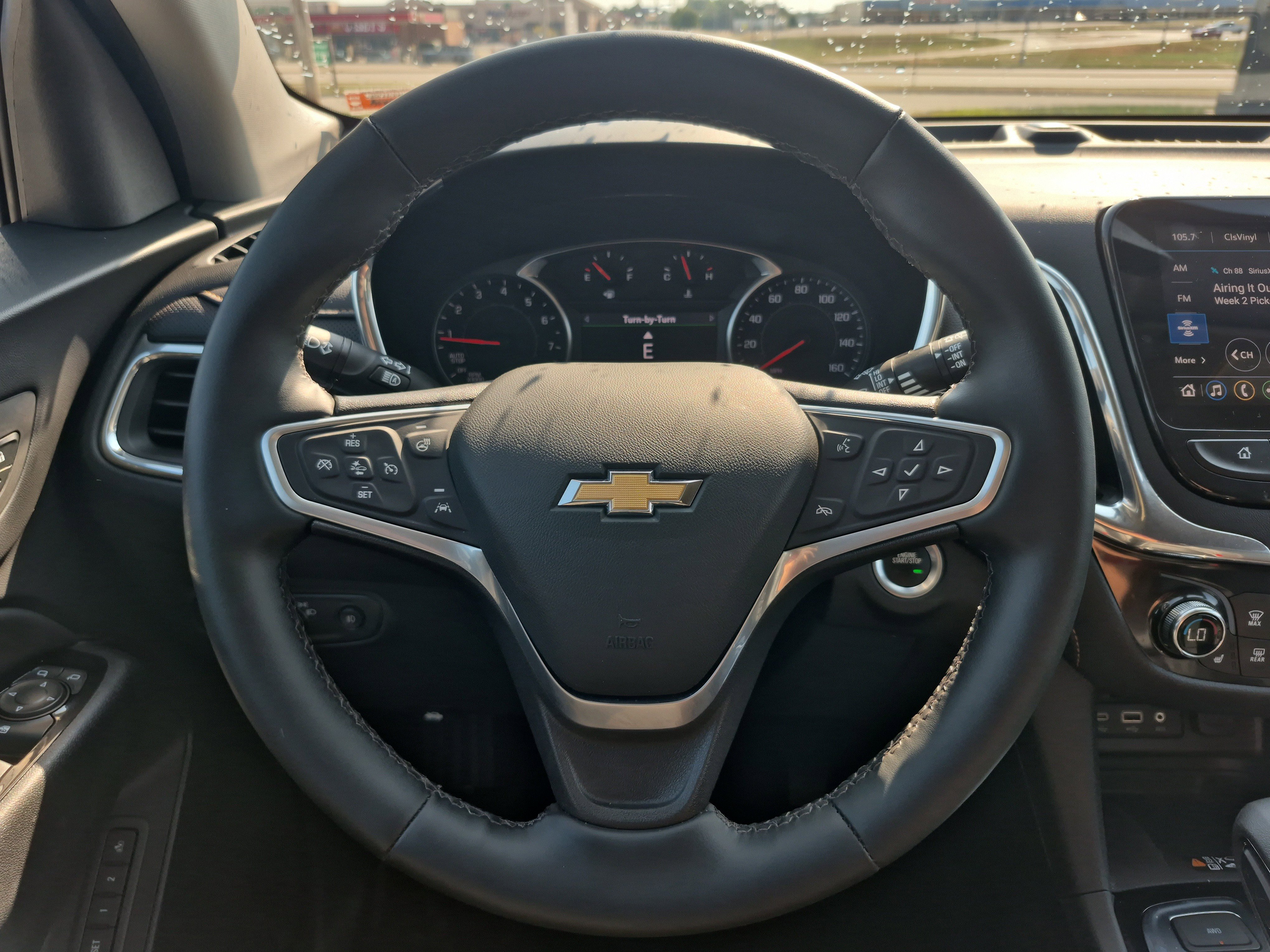 Used 2023 Chevrolet Equinox Premier image 18