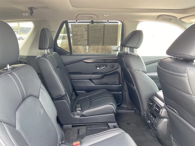 Used 2025 Honda Pilot Elite image 20