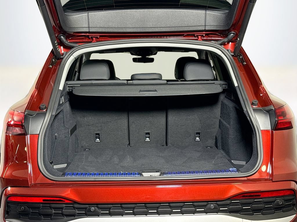 Used 2025 Audi Q5 Premium w/ Convenience Package AWD/4WD image 21