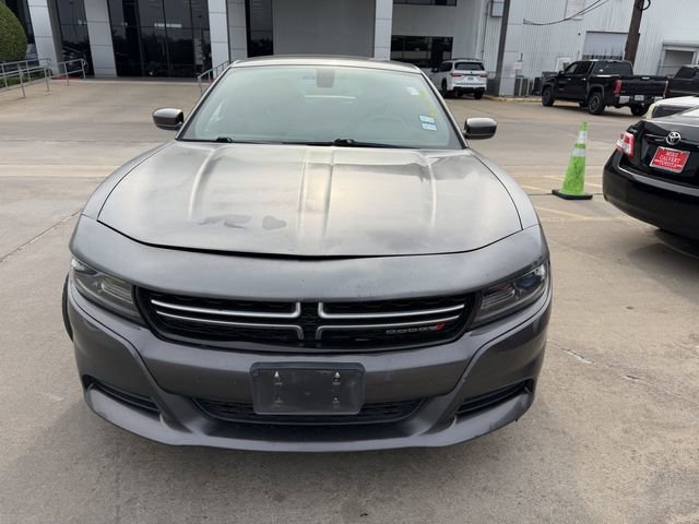 Used 2016 Dodge Charger SE w/ Sport Appearance Group RWD image 2