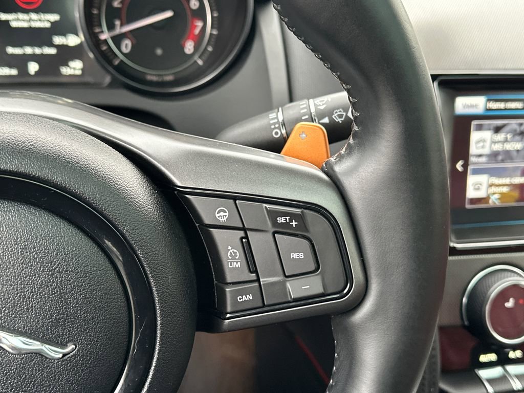 Used 2017 Jaguar F-TYPE S image 22