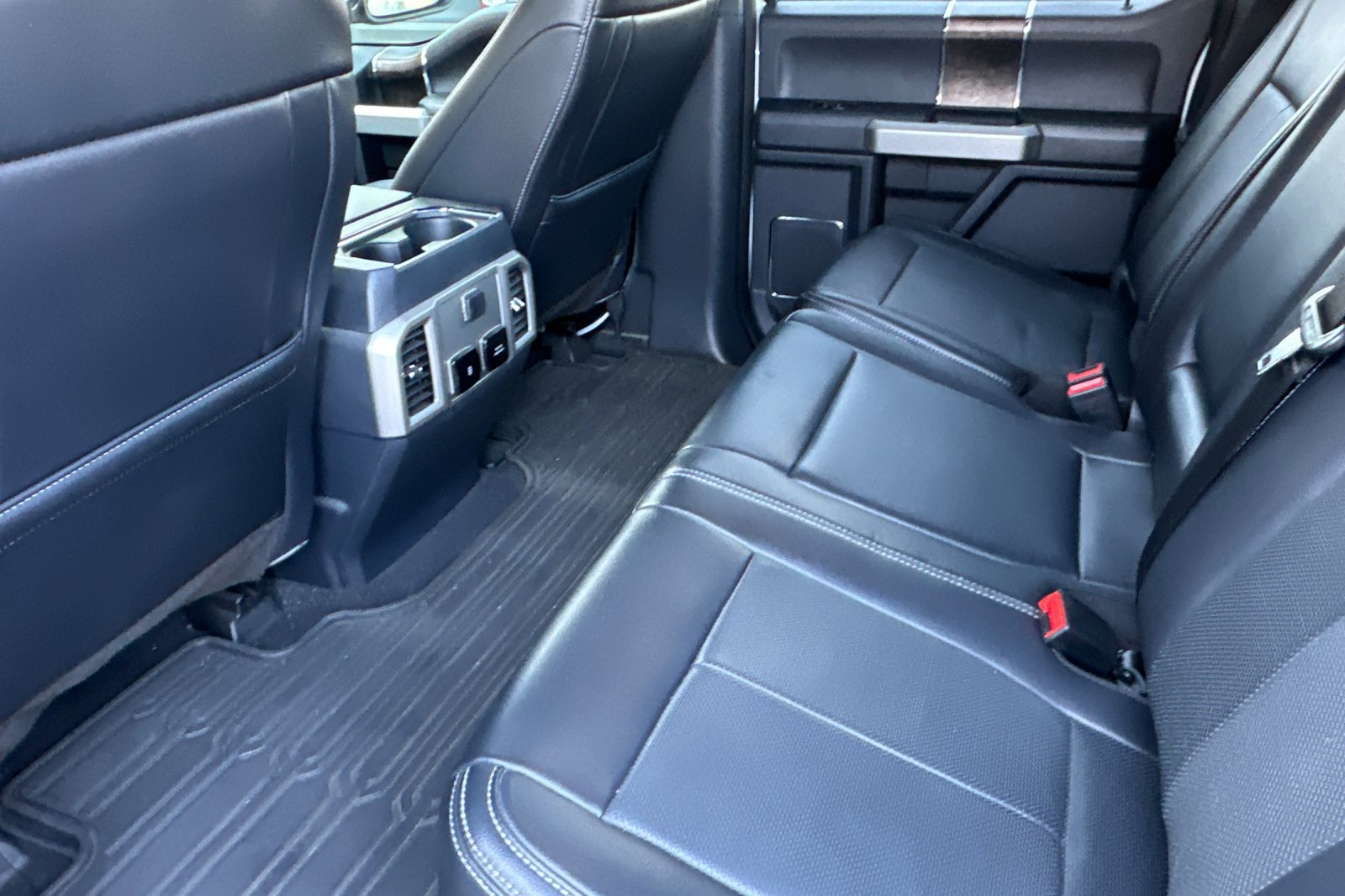 Used 2022 Ford F250 Lariat AWD/4WD image 11