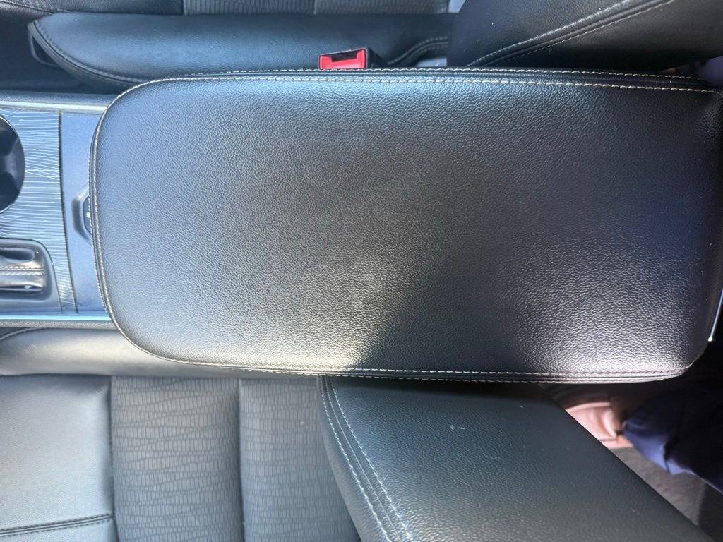 Used 2017 Chevrolet Impala LT FWD image 46