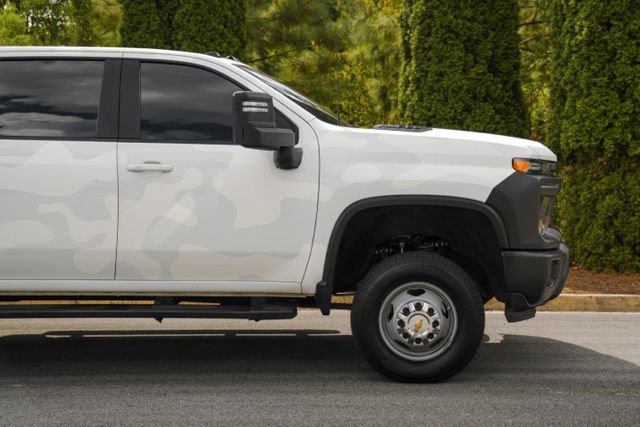 Used 2024 Chevrolet Silverado 3500 LT w/ Convenience Package AWD/4WD image 10
