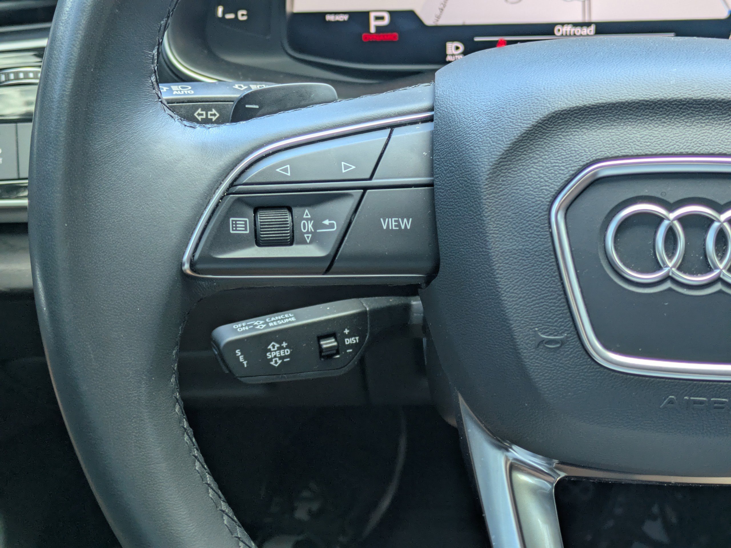 Used 2022 Audi Q8 Premium Plus image 17