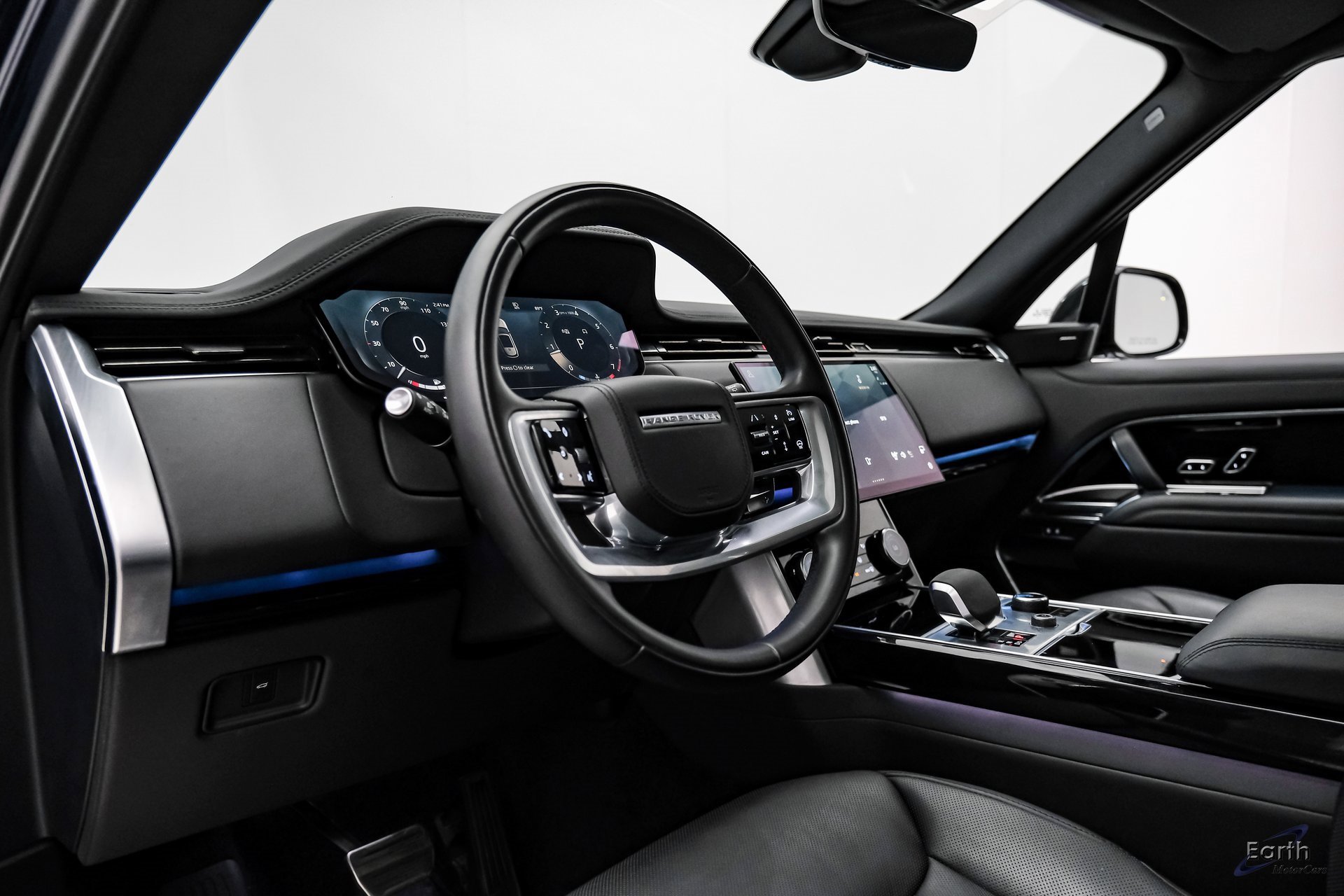 Used 2023 Land Rover Range Rover SE image 27