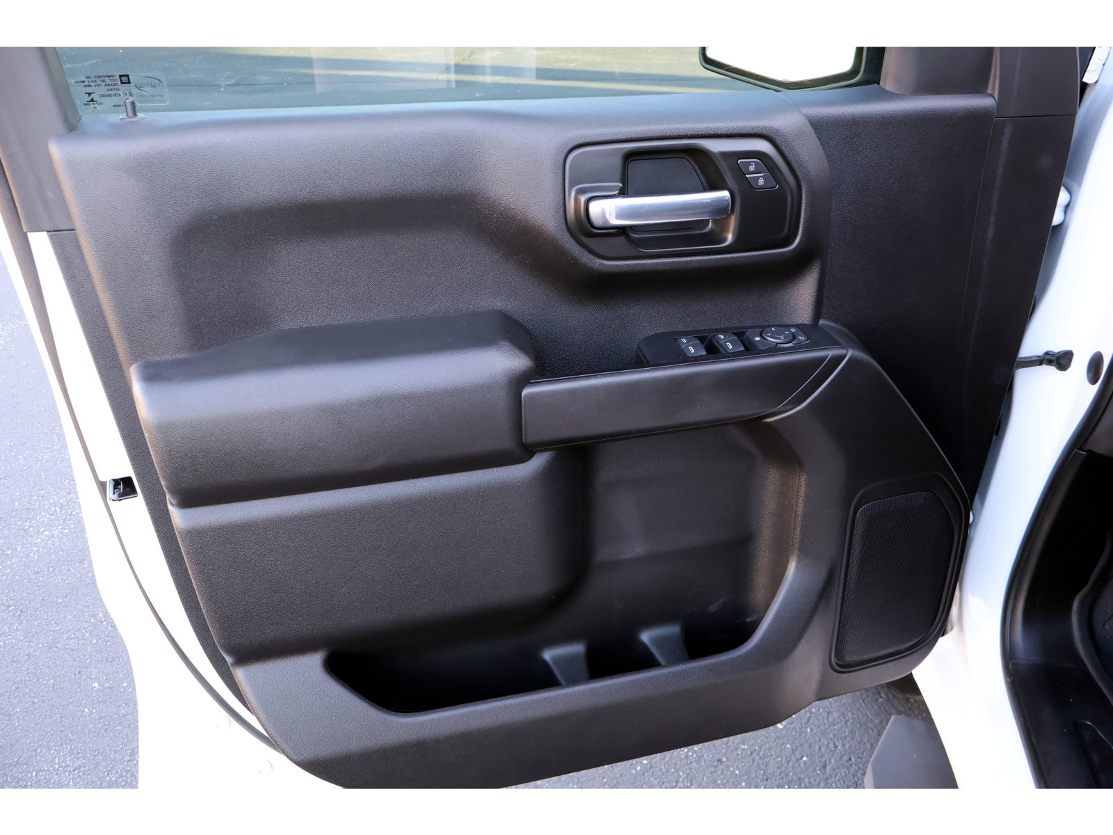 Used 2020 Chevrolet Silverado 1500 Custom w/ Custom Value Package RWD image 21