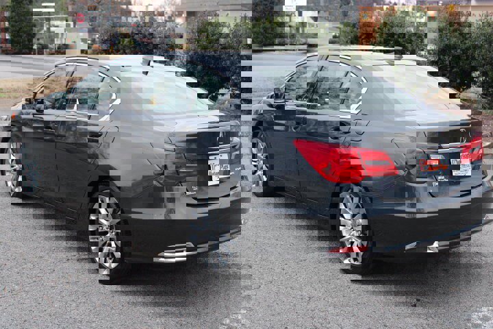 Used 2016 Acura RLX w/ Technology Package image 9