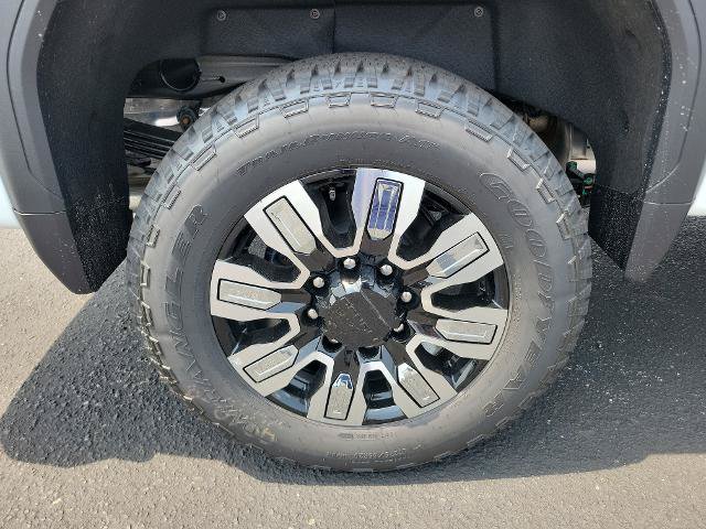 New 2026 GMC Sierra 2500 Denali w/ Denali Reserve Package AWD/4WD image 9