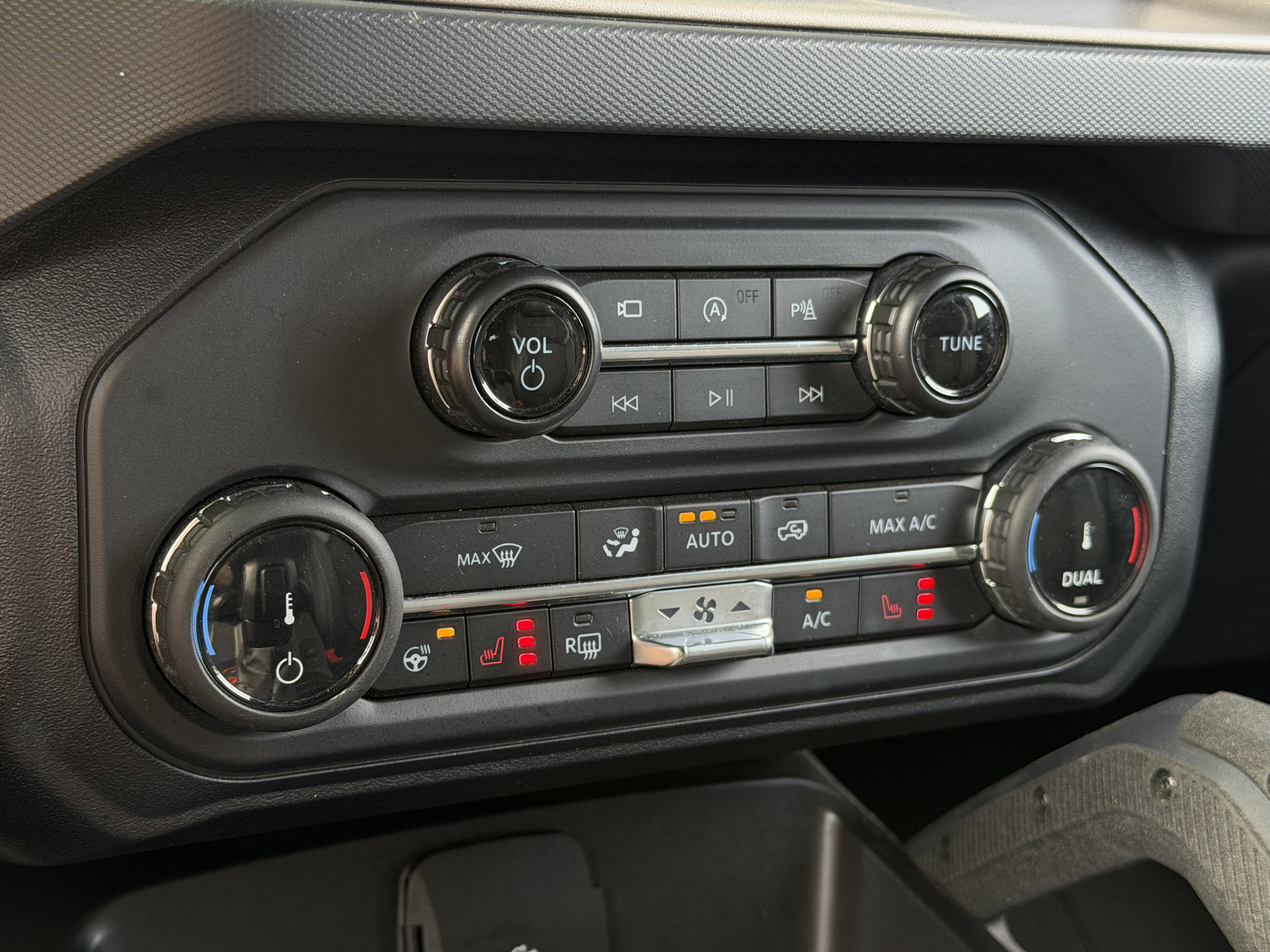 Used 2022 Ford Bronco Raptor image 34