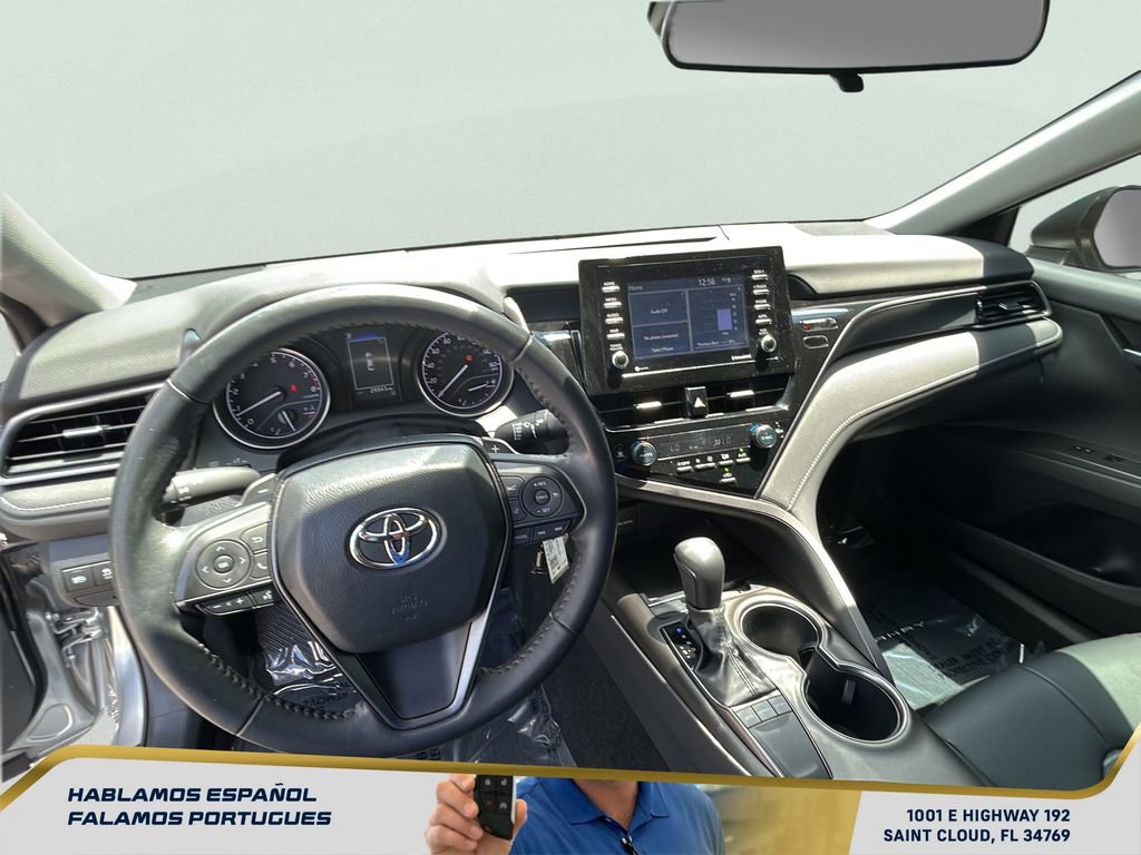 Used 2023 Toyota Camry SE FWD image 16