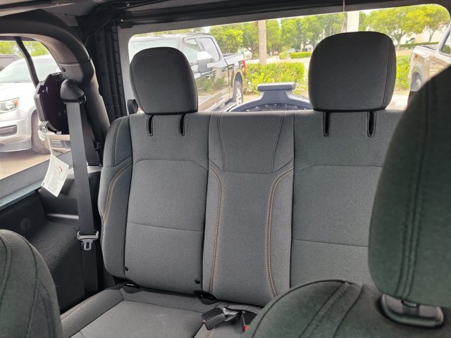 Used 2025 Jeep Wrangler Sport AWD/4WD image 13