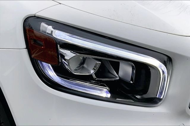 Used 2020 Mercedes-Benz GLB 250 4MATIC image 26
