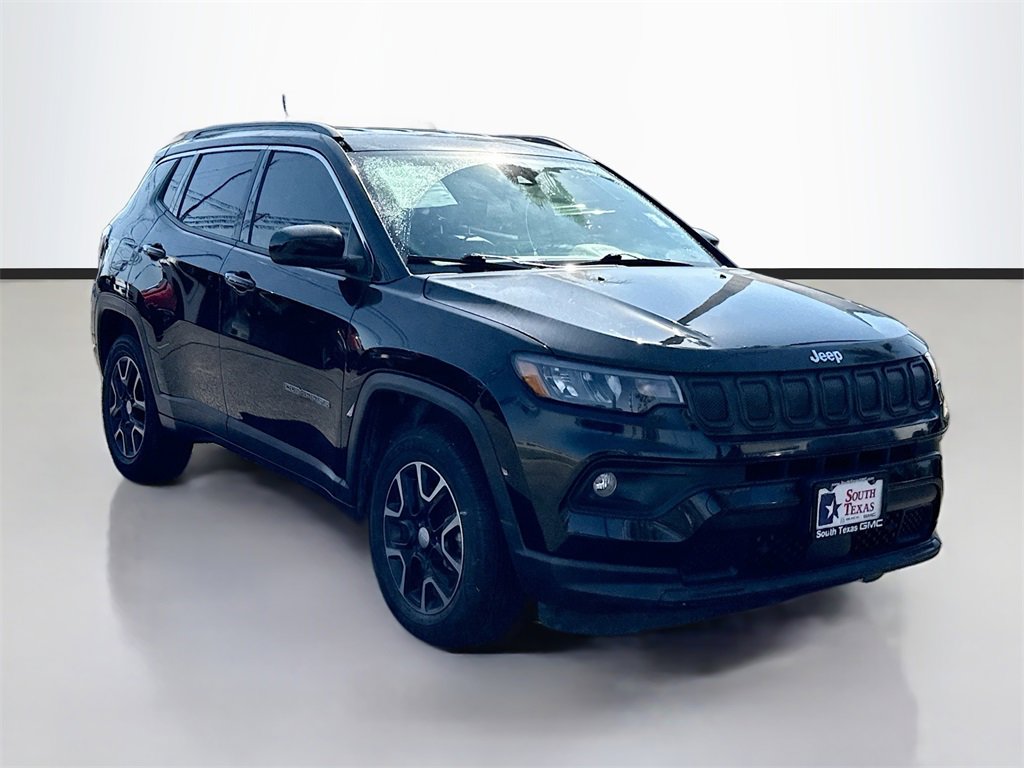 Used 2022 Jeep Compass Latitude w/ Convenience Group image 3