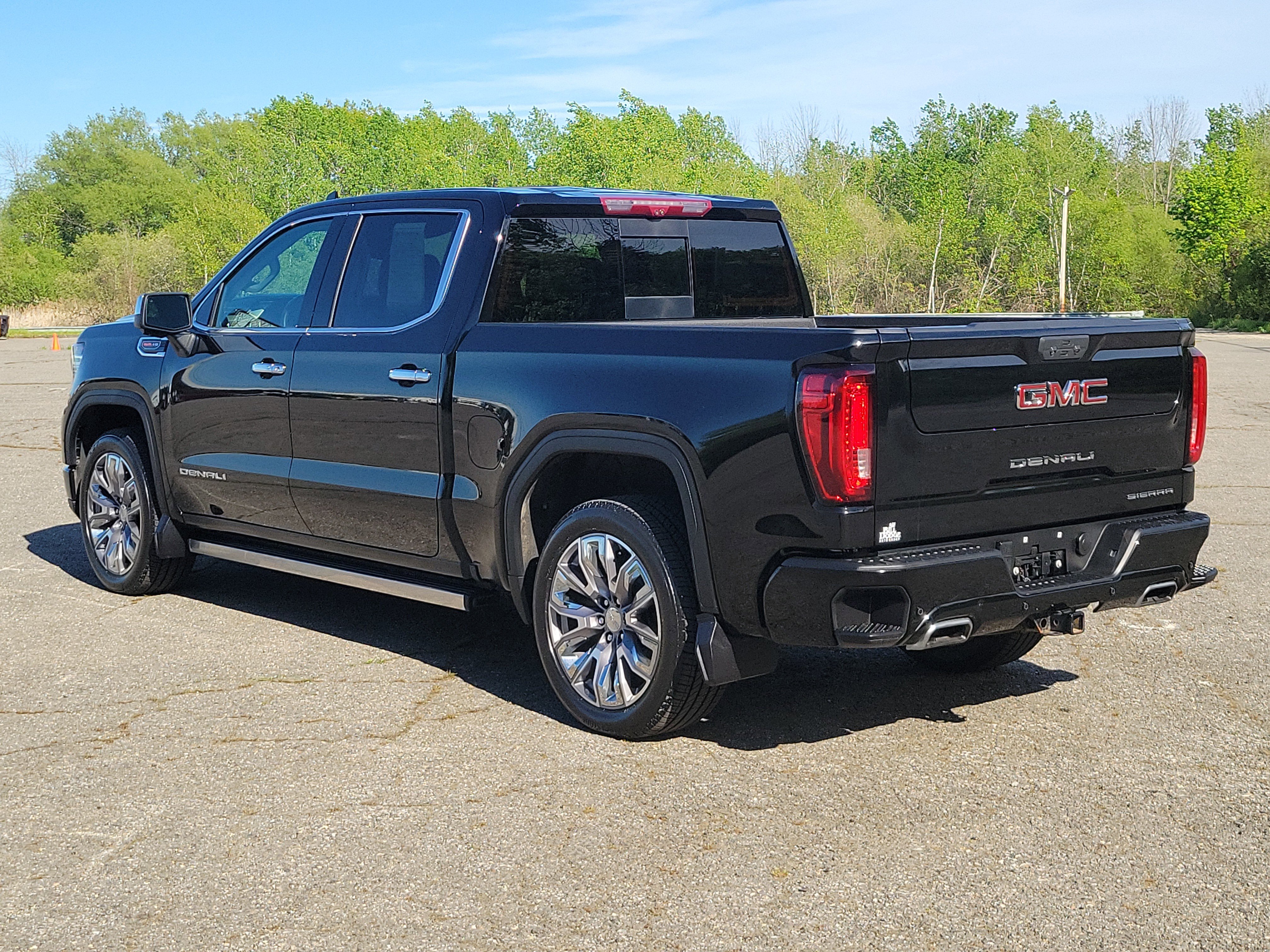 Used 2023 GMC Sierra 1500 Denali AWD/4WD image 7