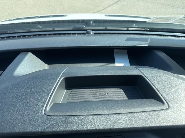 New 2026 Ford Transit 250 148 Medium Roof image 31