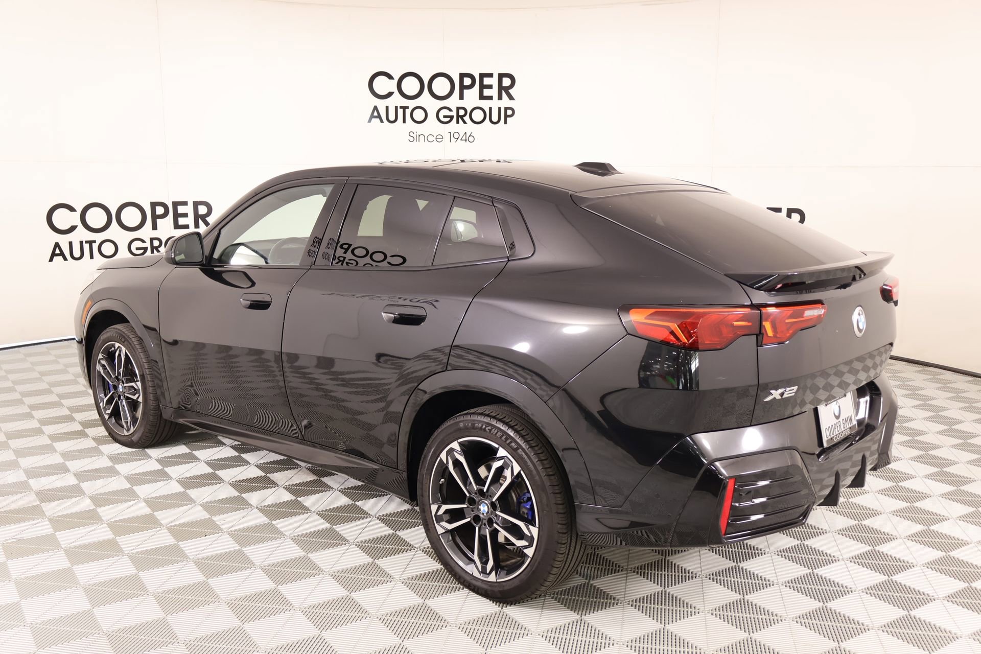 Used 2025 BMW X2 xDrive28i AWD/4WD image 23