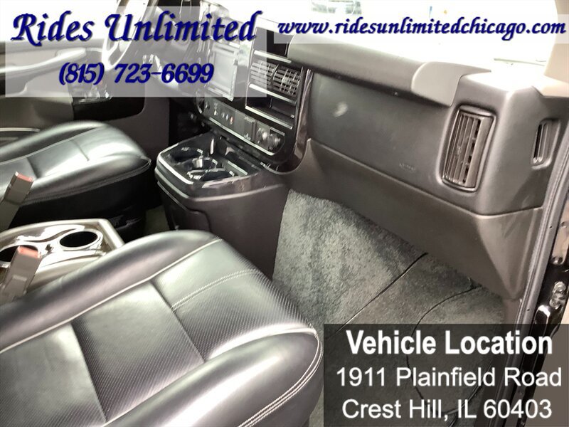 Used 2015 Chevrolet Express 2500 Extended RWD image 38