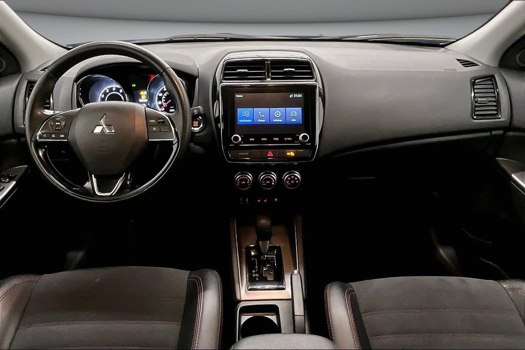 Used 2024 Mitsubishi Outlander Sport SE AWD/4WD image 7