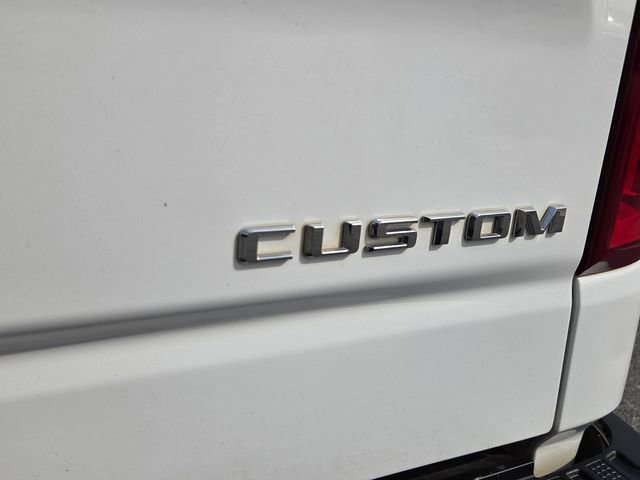 Used 2019 Chevrolet Silverado 1500 Custom w/ Custom Value Package image 9