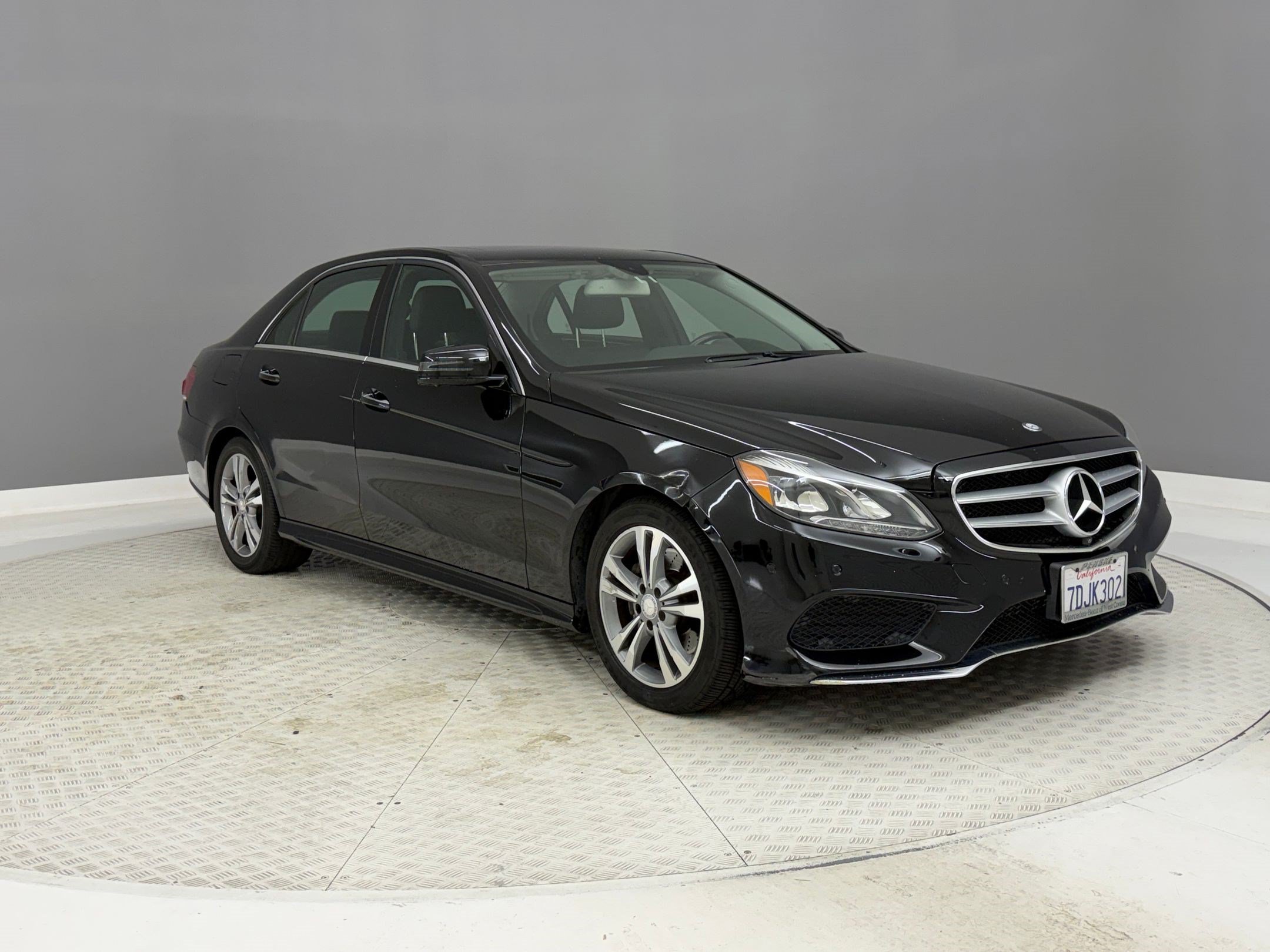 Used 2014 Mercedes-Benz E 250 BlueTEC Sedan image 7