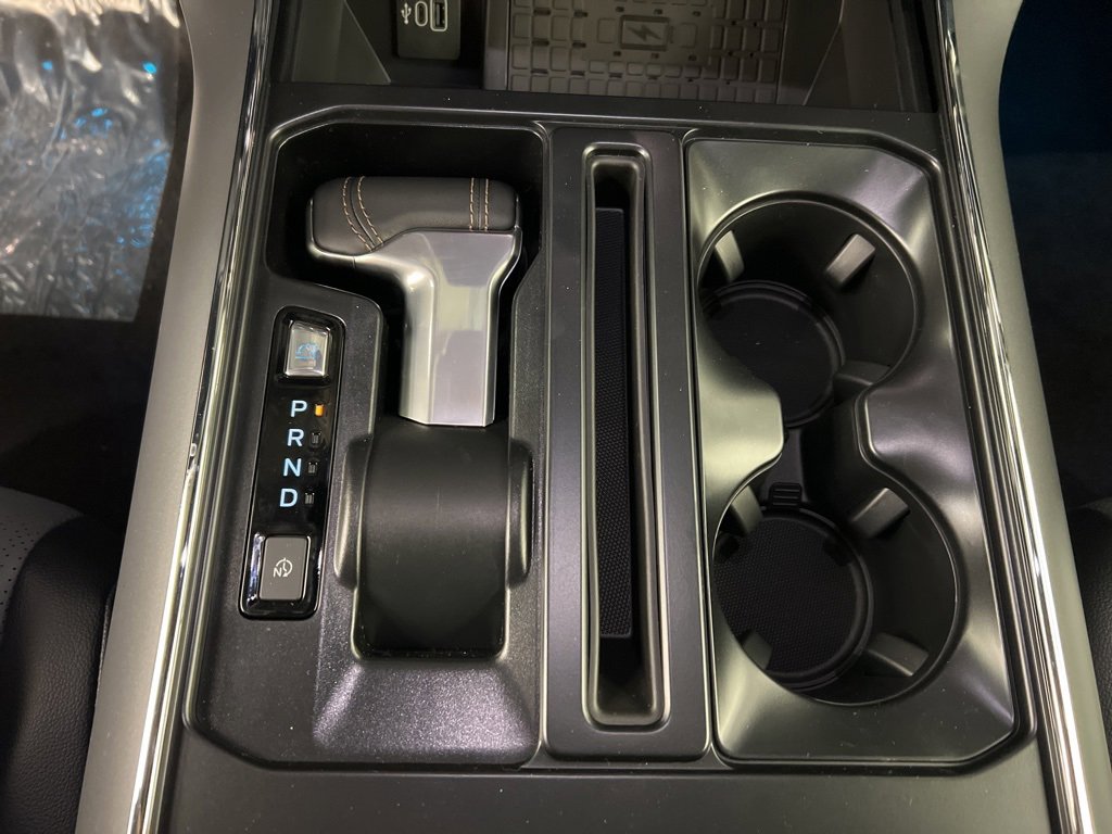 New 2025 Ford F150 Lightning Lariat image 15