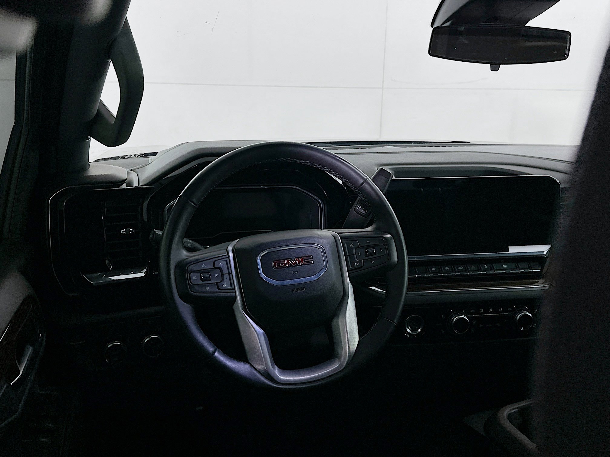 Used 2024 GMC Sierra 1500 Elevation image 18