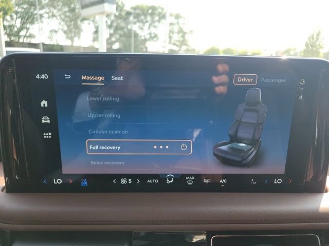 Certified 2025 Lincoln Aviator Reserve w/ Equipment Group 201A AWD/4WD image 8