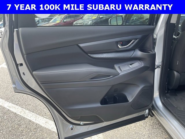 Used 2024 Subaru Ascent Premium w/ Convenience Package image 11