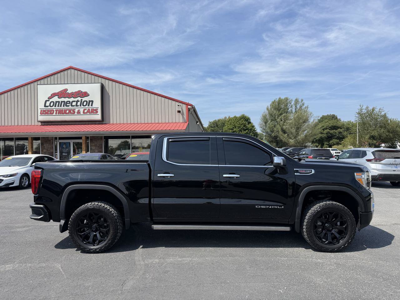 Used 2020 GMC Sierra 1500 Denali w/ Denali Ultimate Package AWD/4WD image 3