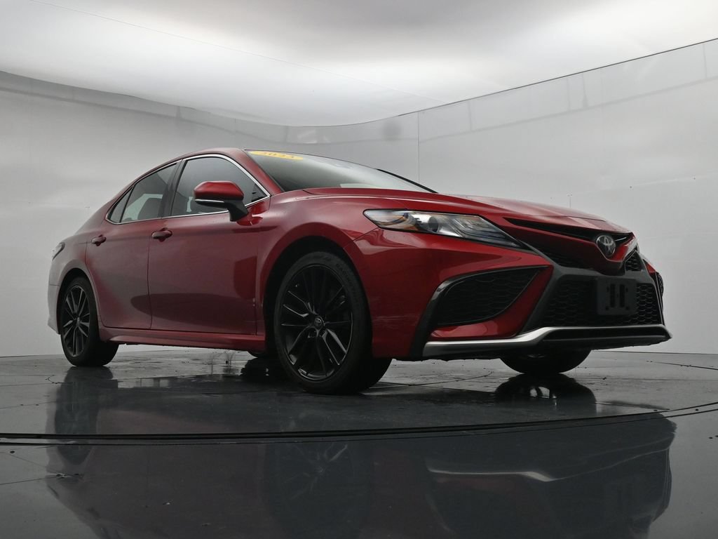 Used 2023 Toyota Camry XSE FWD image 32
