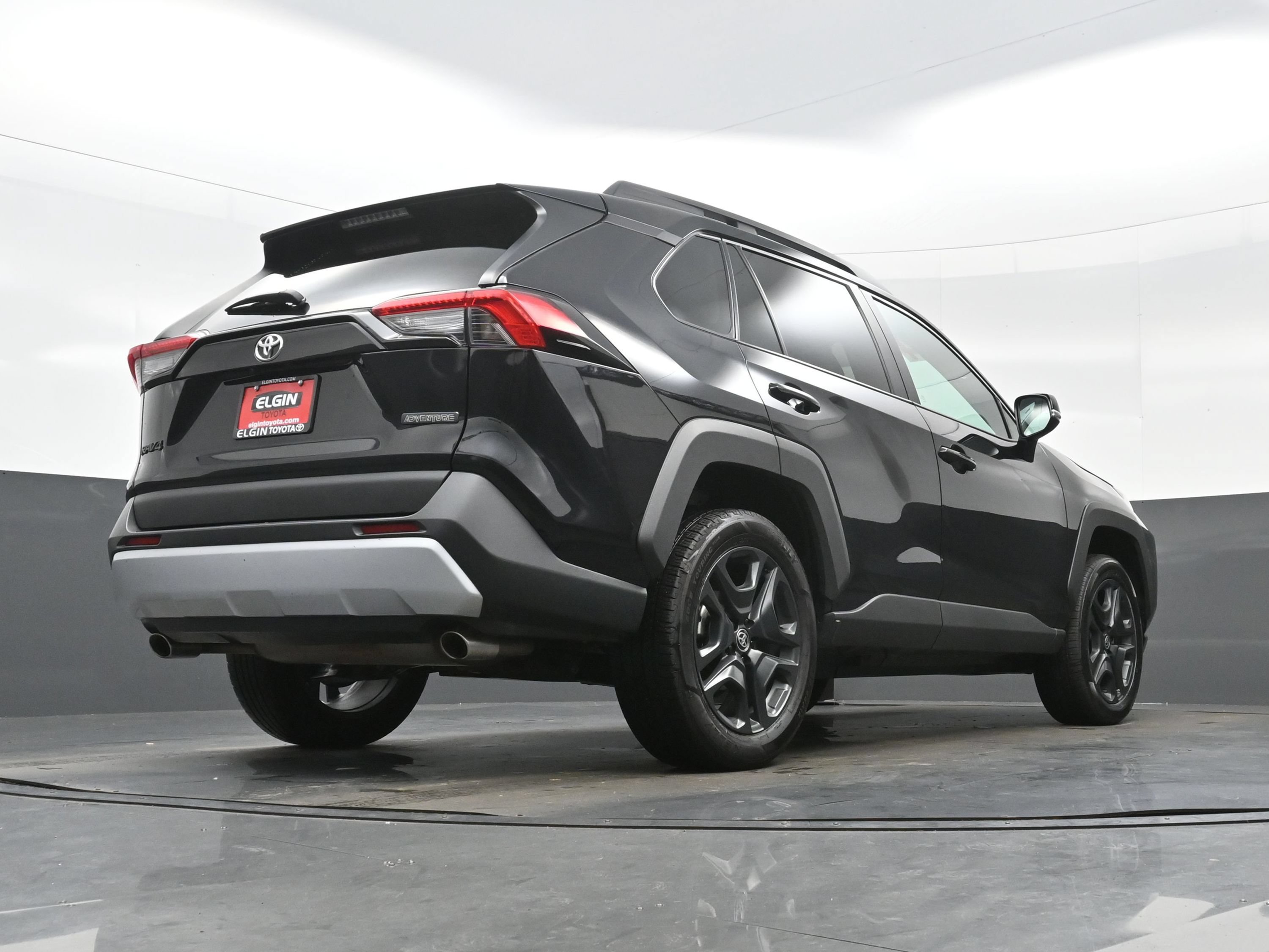 Used 2024 Toyota RAV4 Adventure AWD/4WD image 31