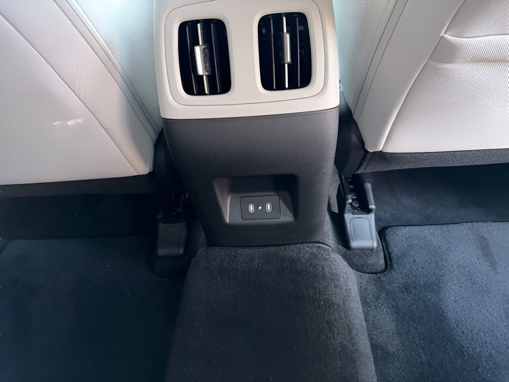 Used 2025 Hyundai Tucson SEL image 17