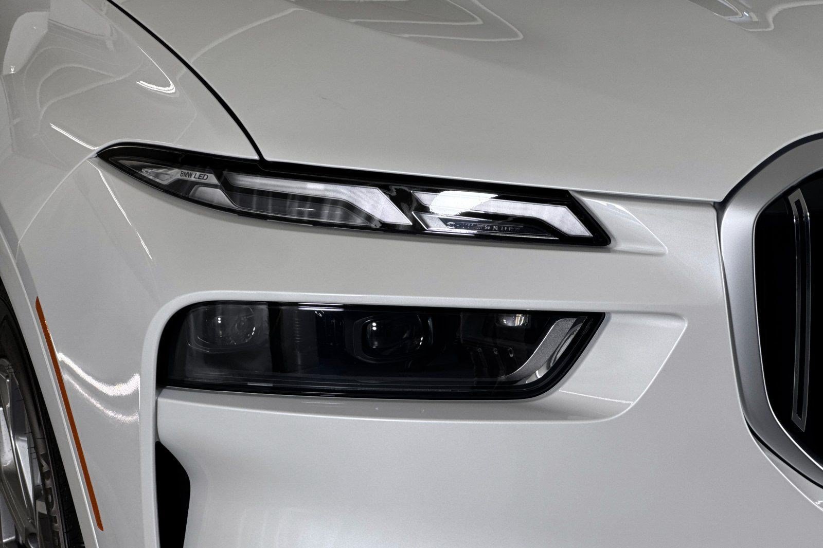 New 2027 BMW X7 xDrive40i AWD/4WD image 12