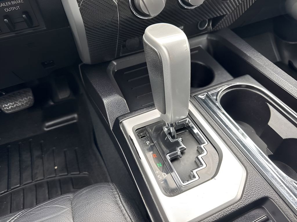 Used 2016 Toyota Tundra SR5 w/ SR5 Upgrade Package image 16