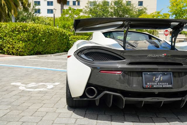 Used 2017 McLaren 570S Coupe RWD image 24