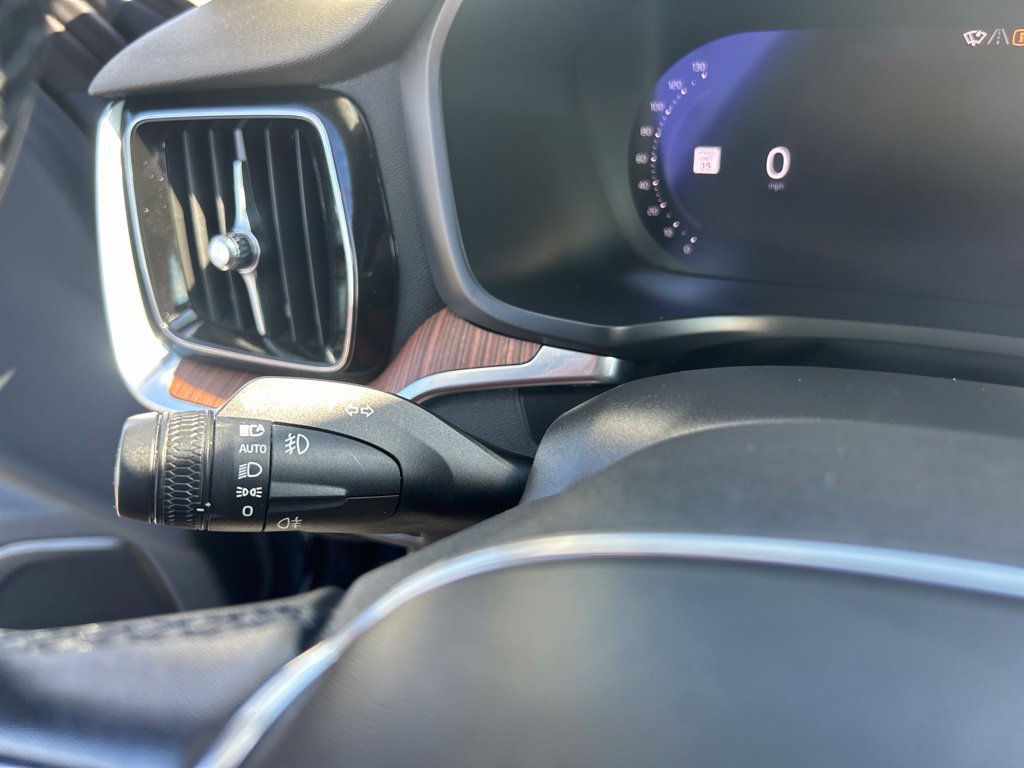Used 2024 Volvo S60 B5 Plus FWD image 21