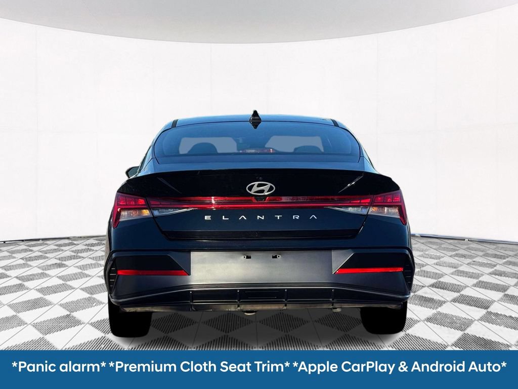 New 2026 Hyundai Elantra SEL Sport Premium FWD image 10