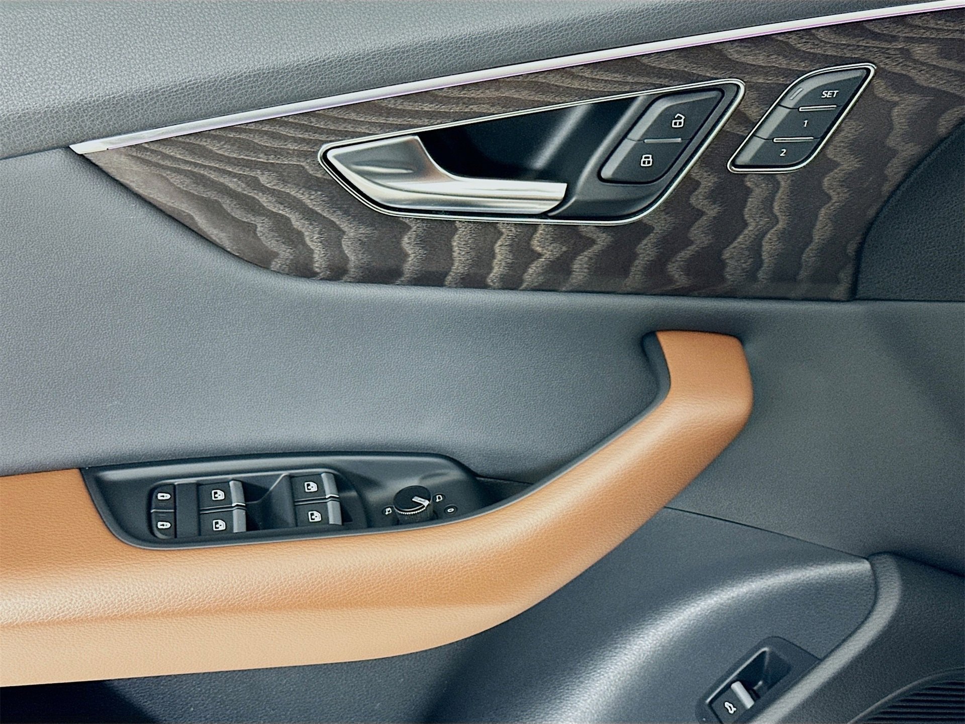 Used 2021 Audi Q8 Premium Plus image 19