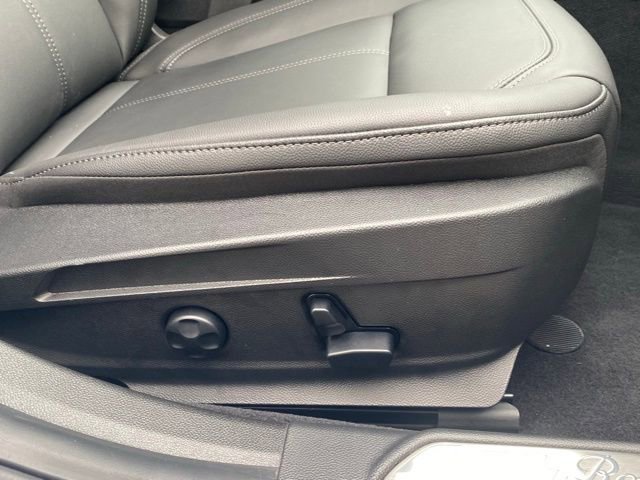 Used 2024 Alfa Romeo Giulia Ti image 39