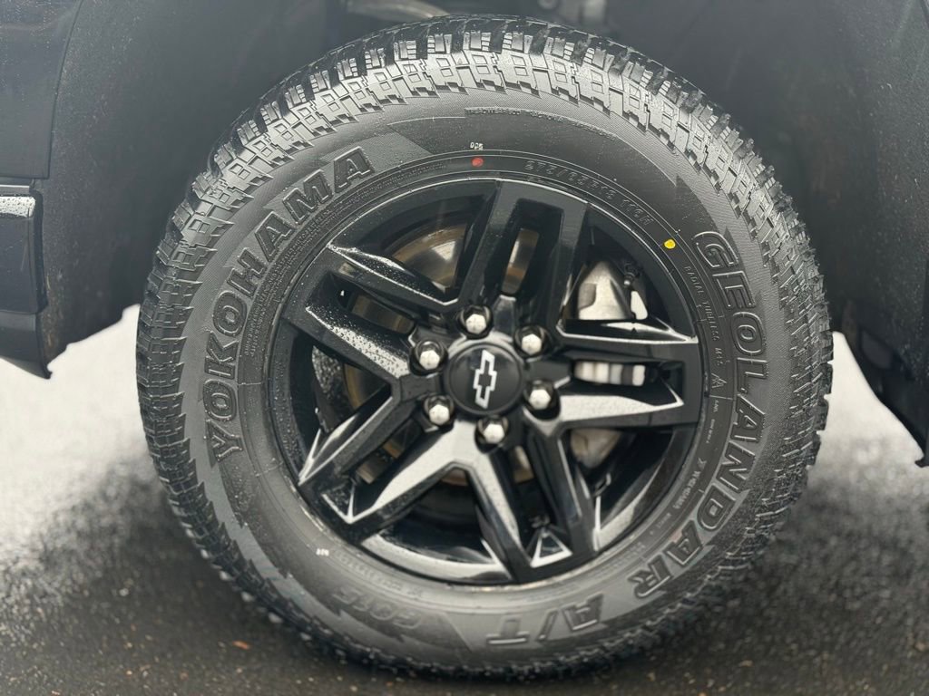 Used 2022 Chevrolet Silverado 1500 LT Trail Boss image 9