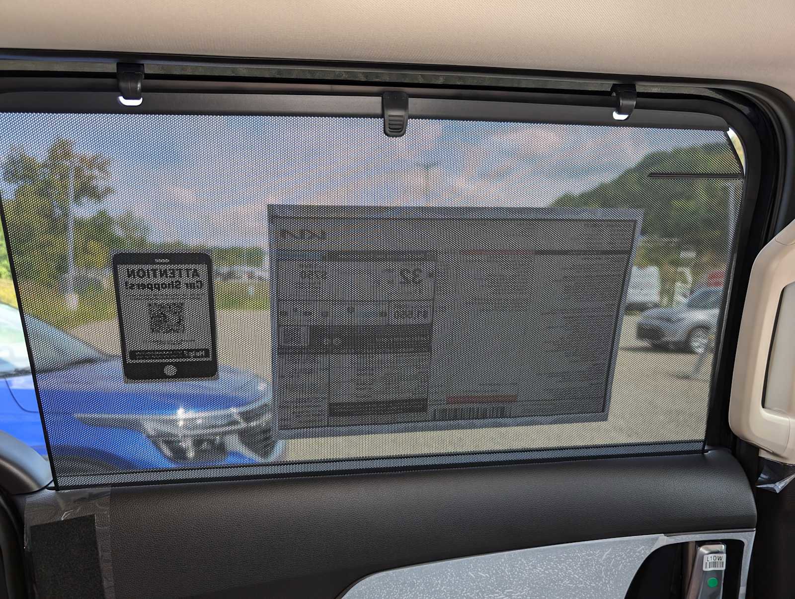 New 2026 Kia Carnival EX image 17