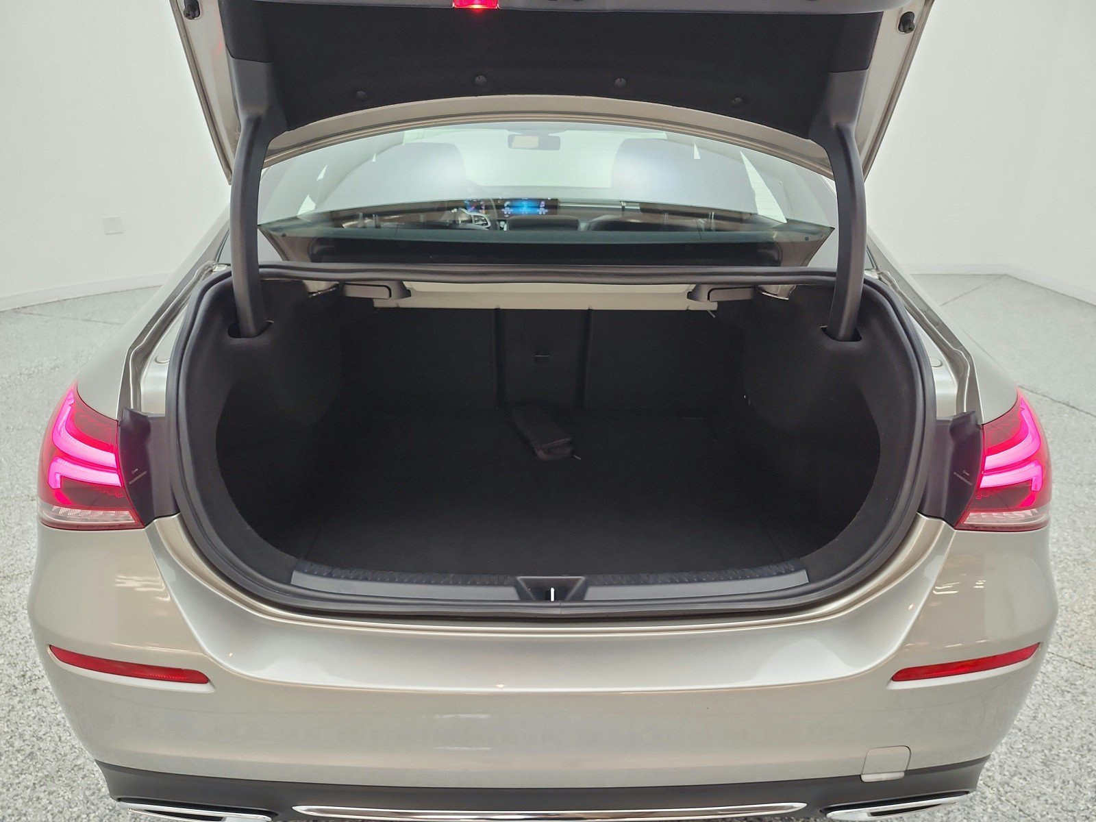 Used 2020 Mercedes-Benz A 220 image 18