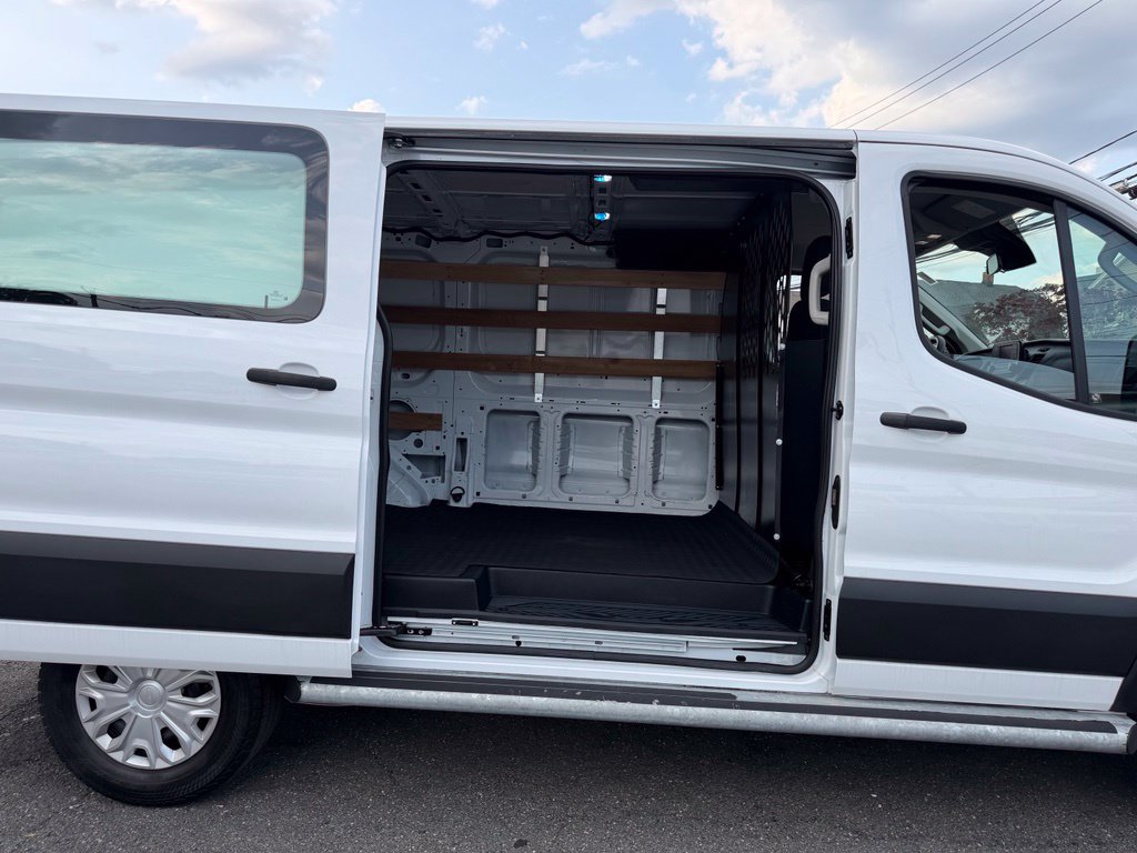 Used 2025 Ford Transit 250 Low Roof w/ Exterior Upgrade Package RWD image 12